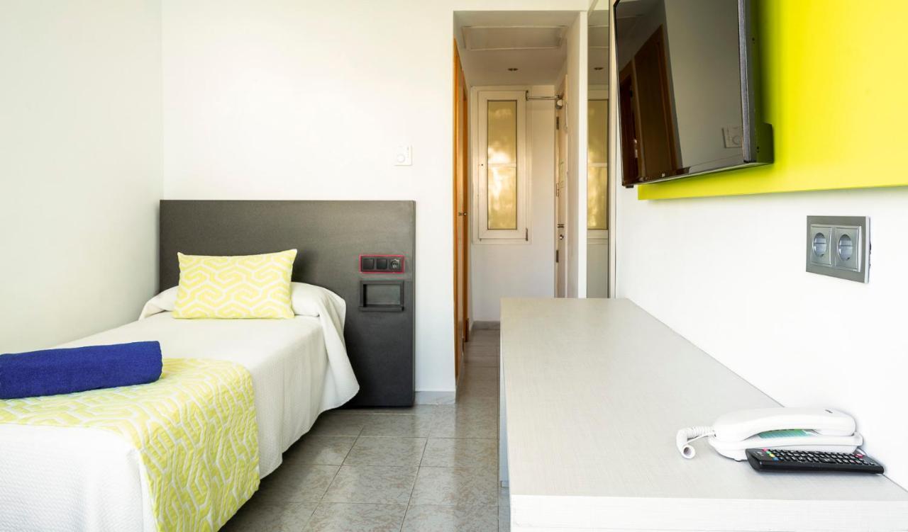 Globales Torrenova (Adults Only) Hotel Magaluf  Exterior photo